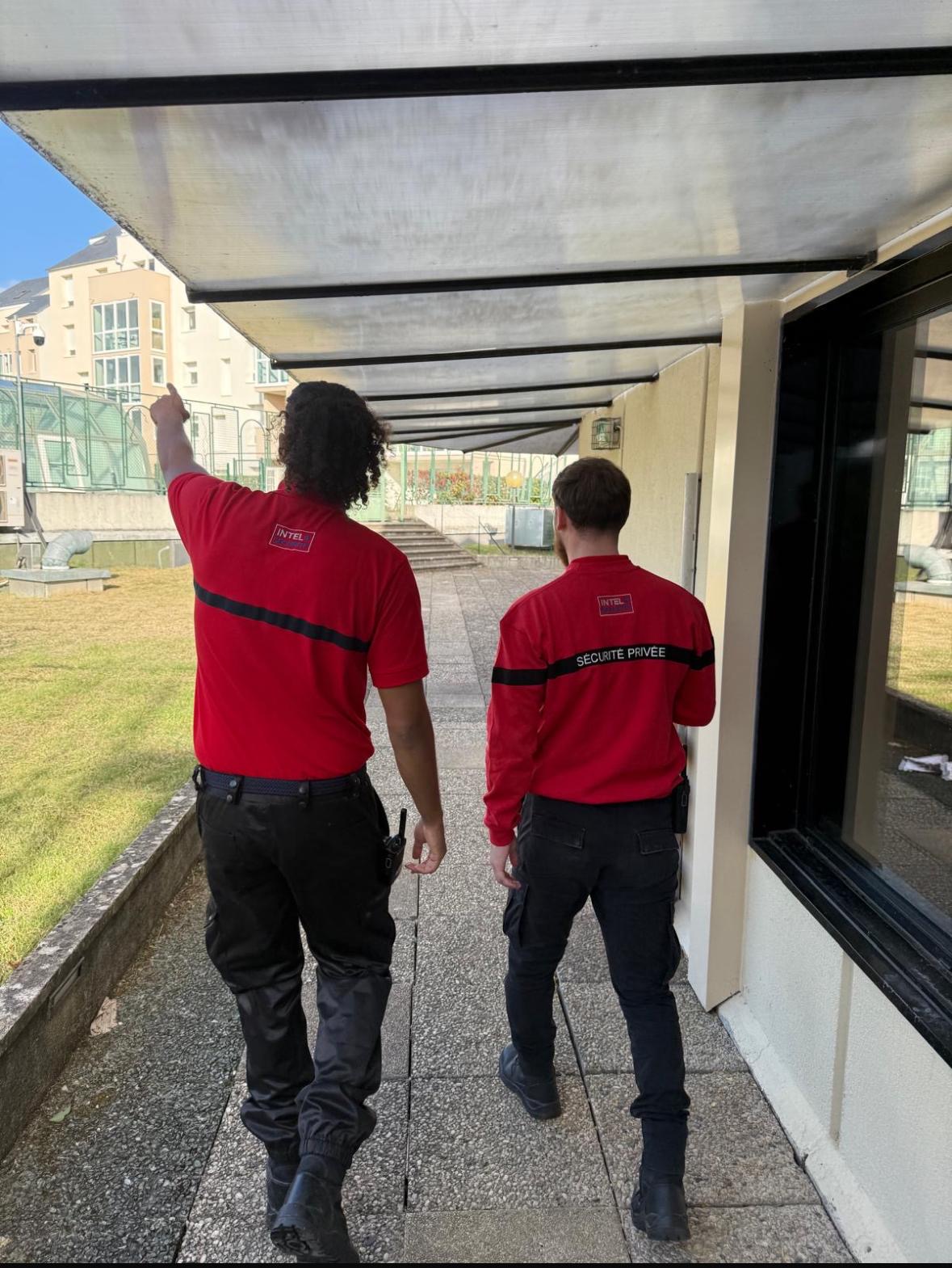 Agent en mission de gardiennage